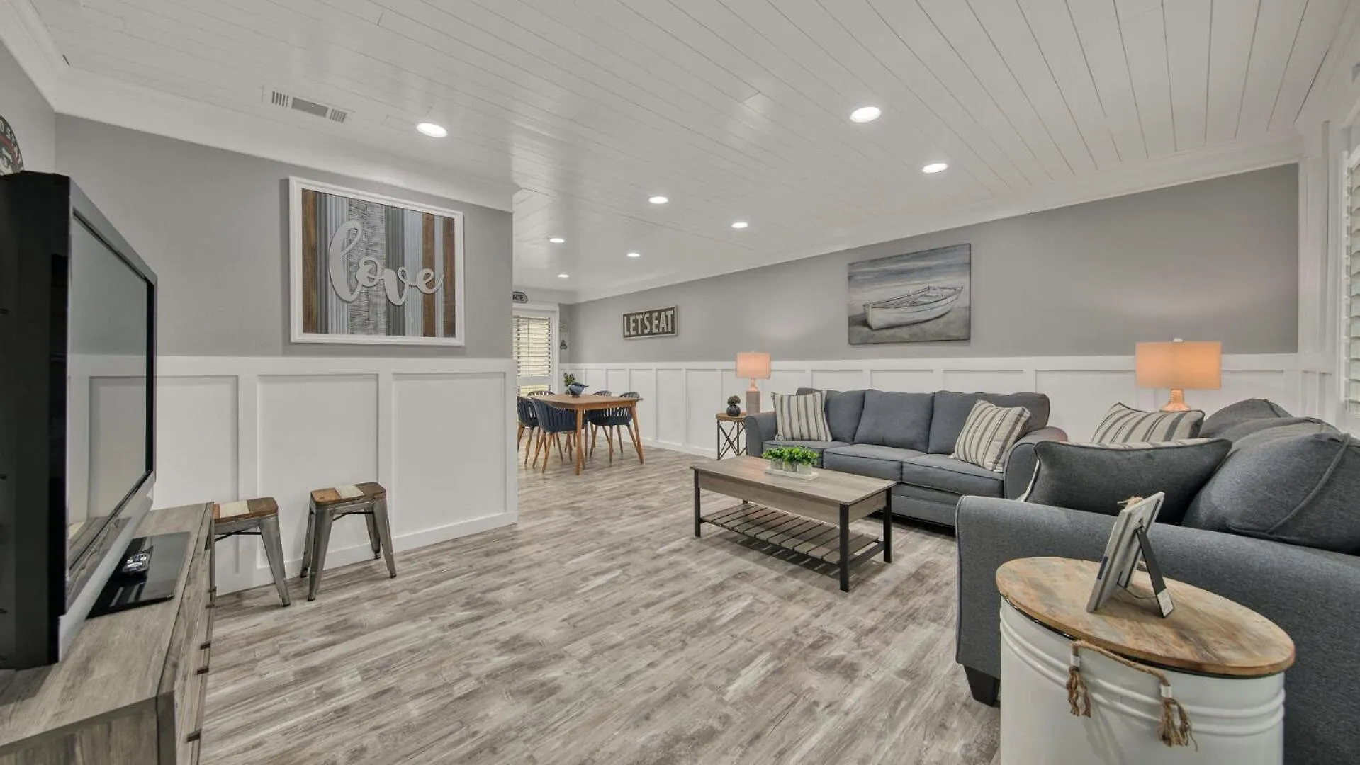 Southbay By The Gulf 72 A Remodeled Townhome With Private Beach Access Only 75 Yards To The Beach Destin 0*,